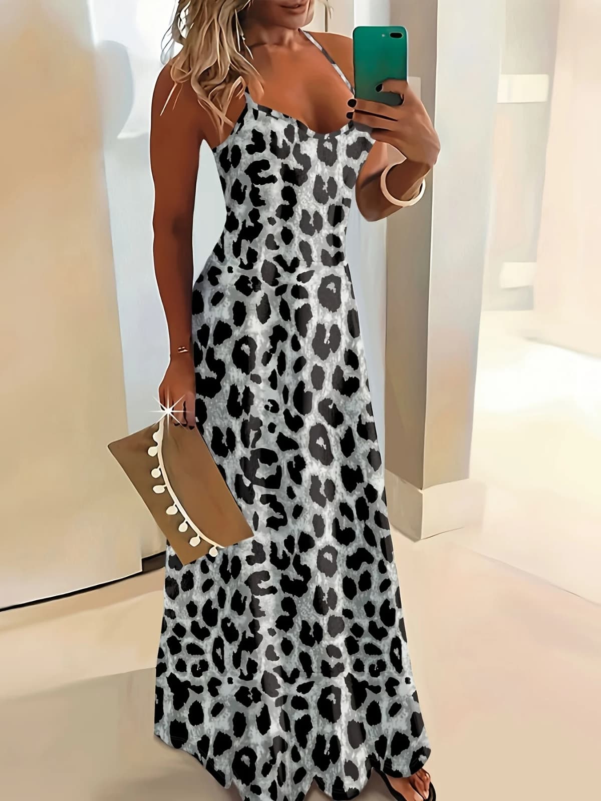 Casual Leopard Print Sundress for Women Vacation Style Sleeveless Tank Dress with Round Neck Summer Beach Party Outfit