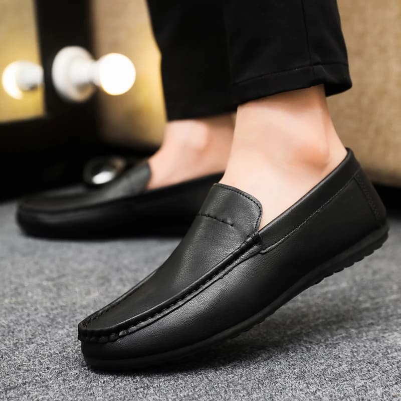 2026 Men Boat Shoes Business Breathable Mens Loafers Shoes Moccasins Flat Shoes Casual Genuine Leather Footwear Slip on Antiskid