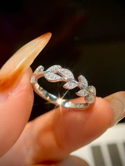 Real Moissanite Diamond Fashion Leaf Wedding Band Ring for Women's Daily Wear Anniversary Fashion Personalized Jewelry