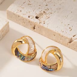 Elegant and exquisite small fragrance dripping oil natural abalone earrings women's light luxury niche high-end commuter earring