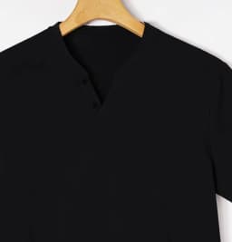 Elegant Black Henley Short-Sleeve T-Shirt for Men – Luxe Cotton Blend, Minimalist Button Placket, Breathable Silhouette, Timele