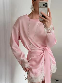 Women Satin Lace Patchwork Dress Long Sleeve O-neck Casual 2026 Spring Female Dresses Casual Solid Beach Robe not contain pearls