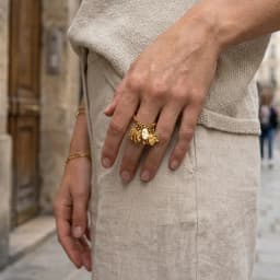La. Muses Punch Texture Flake Pendant Stainless Steel Women's Ring PVD Gold Plated Fashion Jewelry Accessories