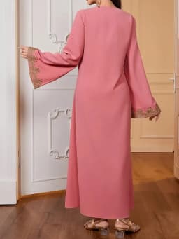 2026 casual and elegant style - lace solid color loose long sleeved dress and long skirt, suitable for daily travel