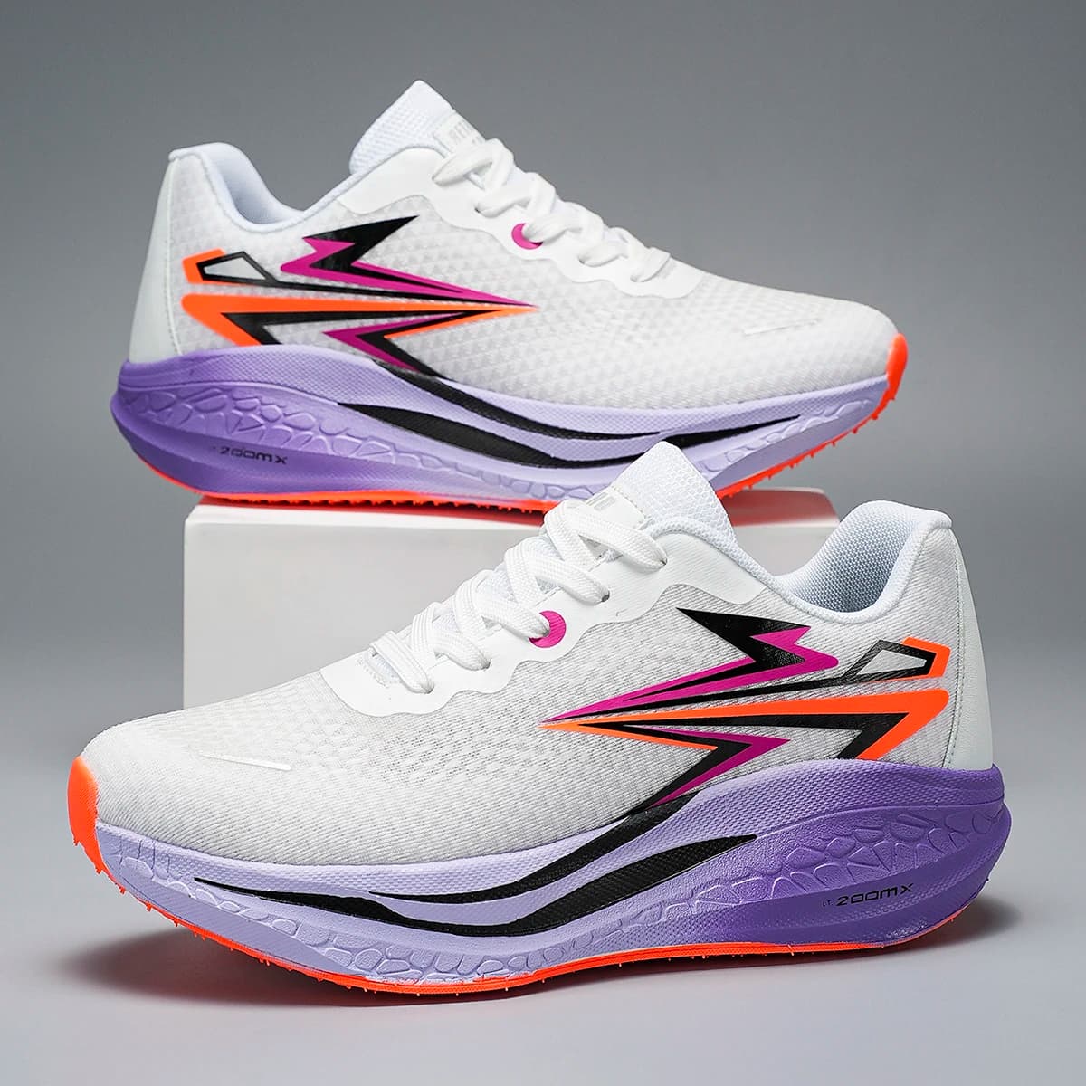 Men's Large Size Outdoor Hiking And Running Shoes Comfortable Casual Versatile Fashionable Sports Shoes for Couples Training