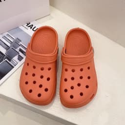 Women Clogs Summer Female Sandals Thick Bottom Home Slides Soft EVA Dry Wedges Platform Garden Shoes Beach Sandals Home Slippers