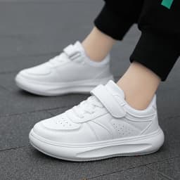 Seasonal children's leather shoes for boys and girls, outdoor casual shoes, medium-large size, black sports shoes, perfect for s