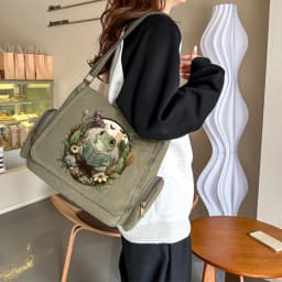 Vintage Womens Shoulder Bag Canvas Frog Print Large Capacity Crossbody Laptop Bag Daily Use Messenger Bag