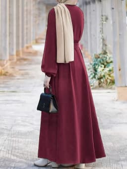 2026 Casual and Elegant Style, Solid Color Long-Sleeved Loose and Comfortable Dress Long Skirt, Suitable for Daily Travel