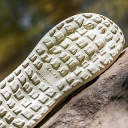 Soft Thick Bottom Non Slip Outdoor Slippers Men Summer 2026 Breathable Hollow Out Clogs Man Waterproof EVA Water Shoes Sneakers