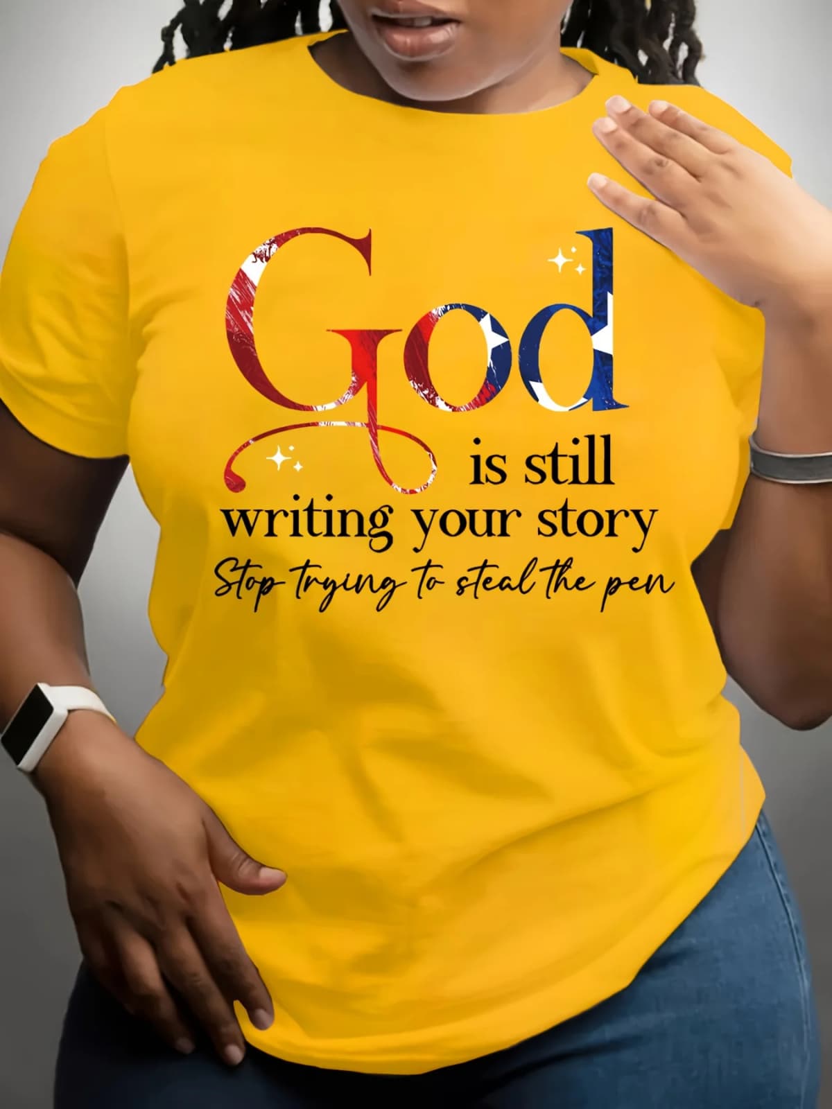God Is Still Writing Your Story Women's Tee Faith Graphic Casual Yellow Tops Letter Printing Summery2k Shirt Female Streetwear