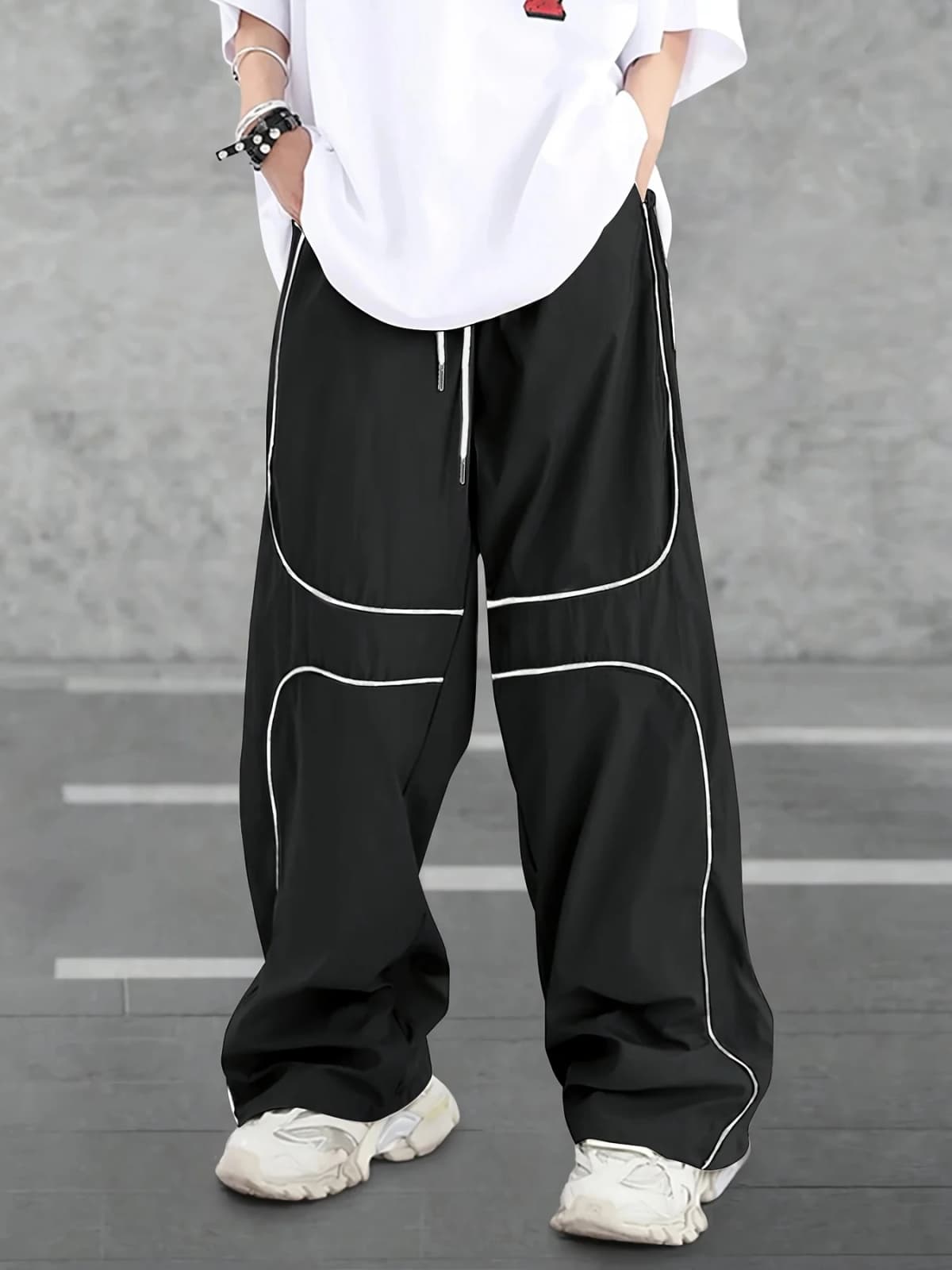 2026 Men's Lightweight Quick Dry Loose Trousers Black White Curved Line Piping Drawstring Elastic Waist Casual Streetwear Pants