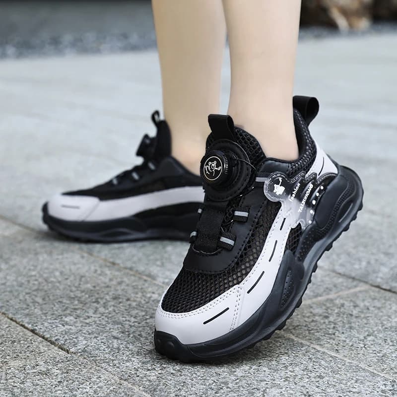 Fashion Mesh Kids Running Shoes Youngsters Teens Casual Walking Students Sneakers Breathable Soft Children Outdoor Sports Tennis