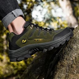 Winter Casual Shoes Men Leather Comfortable Walkng Shoes Autumn Classic Outdoor Sneakers Women High Top Hiking Sneakers Lace Up