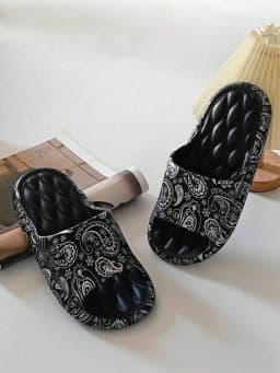 Fashion Cashew Flower Thick Sole Couple Slippers, Cloud Feeling, EVA Soft Sole, Height Increasing Anti-Slip Home Slides