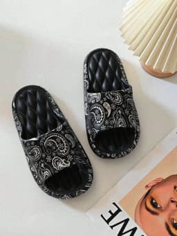 Fashion Cashew Flower Thick Sole Couple Slippers, Cloud Feeling, EVA Soft Sole, Height Increasing Anti-Slip Home Slides