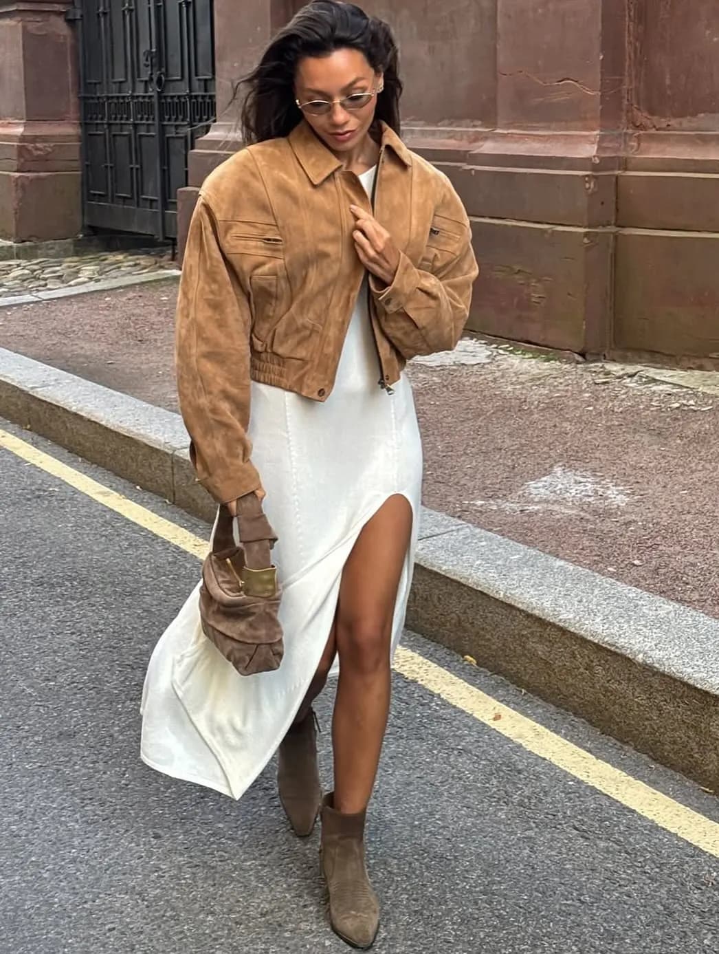 Women's Camel Suede Cropped Jacket Vintage Lapel Collar Long Sleeve Zipper Up Bomber Jackets 2026 Lady Casual Streetwear