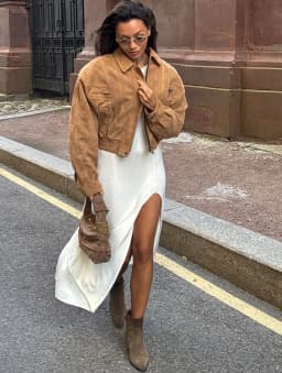 Women's Camel Suede Cropped Jacket Vintage Lapel Collar Long Sleeve Zipper Up Bomber Jackets 2026 Lady Casual Streetwear