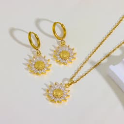 Sweet Sexy Zircon Crystal Sunflower Necklace Earrings For Women Luxury 18K Gold Plated Female Stainless Steel Jewelry Set Female