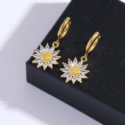 Sweet Sexy Zircon Crystal Sunflower Necklace Earrings For Women Luxury 18K Gold Plated Female Stainless Steel Jewelry Set Female