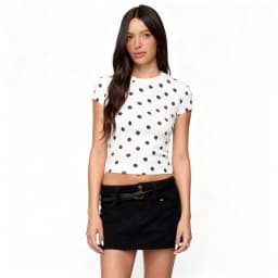 Vintage Polka Dot Short-sleeved T-shirt – Women’s Fitted Summer Casual T-shirt with A Round Neckline