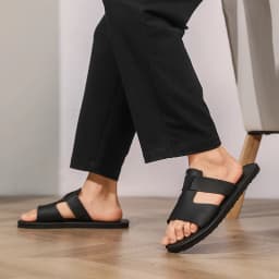 Fashion Men's Slippers Quality Leather Beach Sandals Summer Casual Non-slip Flat Shoes Lightweight Clogs Roman Shoes Flip Flops
