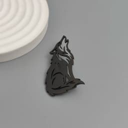 Original design Lone Wolf stainless steel gold-plated brooch, waterproof and non-fading lapel pin, men's suit accessories