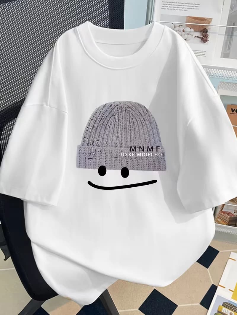 Short Sleeve T-Shirt with Knitted Hat Graphic Design Fashionable Summer Design Slim Fit Cartoon Print Top Men Women Unisex Tops