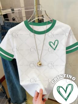 Women'S Y2k 2026 White Contrast Heart Print Vintage Short Sleeved Simple British Style Fashion Streetwear Summer Women'S T-Shirt
