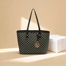Fashion M Letter Print Tote Bag PU Letter Pendant Large Capacity Shoulder Bag Water Resistant handbag for Commuting shopping