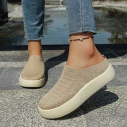 The Latest Summer Women's Single Shoes in 2026. The Fly-Constructed Shoes Are Soft, Comfortable, Breathable and Lightweight.