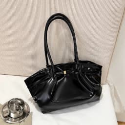Fashionable Large Capacity Women Shoulder Bag Commuter Underarm Bag New Versatile Tote Bag Ladies Handbags