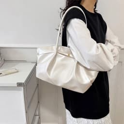 Fashionable Large Capacity Women Shoulder Bag Commuter Underarm Bag New Versatile Tote Bag Ladies Handbags