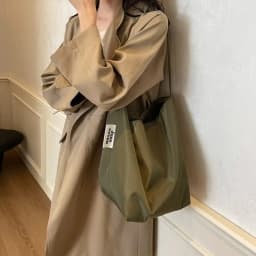 Niche Fashion Simple Shoulder Bag Tote Bag for Women 2026 New Nylon Fabric Underarm Bucket Bag Red Una Bolsa De Hombro