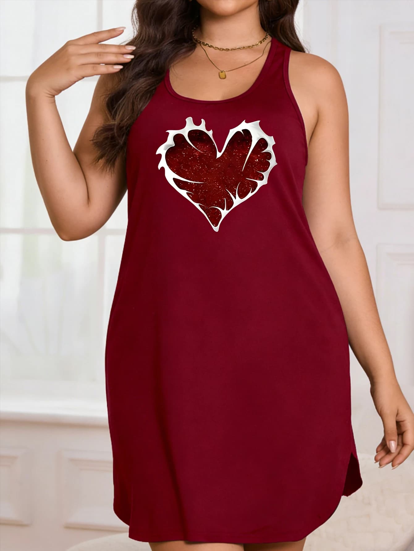 Women's Large-Sized Lightweight Sleeveless Heart-Patterned Printed Blouse Dress - Soft Machine-Washable Fabric