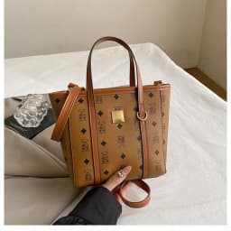 Elegant Retro Fashion Bucket Bag for Women Unique Niche Design Stylish Trendy Shoulder Bag for Office Commute 2025