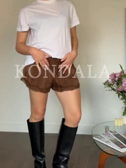 KONDALA Women Basic Lace Hem Satin Shorts Elastic Waist Shorts 2026 Spring Summer Fashion Chic Beach Holiday Casual Lady Shorts