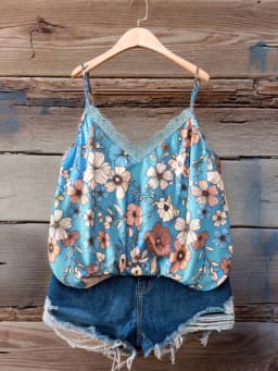 Summer fashion new plus size women's sexy lace V-neck small suspender
