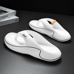 Men's Summer Beach Sandals Comfortable Slip-On Anti-Slip Odor-Resistant Soft Bottom Thong Slippers Trendy EVA Material