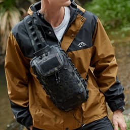 New Black Crossbody Chest Pack Durable Waterproof Sling Shoulder Backpack Large Capacity Crossbody Bag Hiking