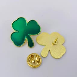 5/10/50/100 Pcs St. Patrick's Day Shamrock Pins Green Enamel Three Leaf Clover Lapel Pin Ireland Irish Souvenir Gift Bulk