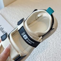 Kids Fashion Sport Sandals Girls Boys 2026 New Summer Casual Outdoor Non Slip Sandals Children's Lightweight Design Beach Shoes