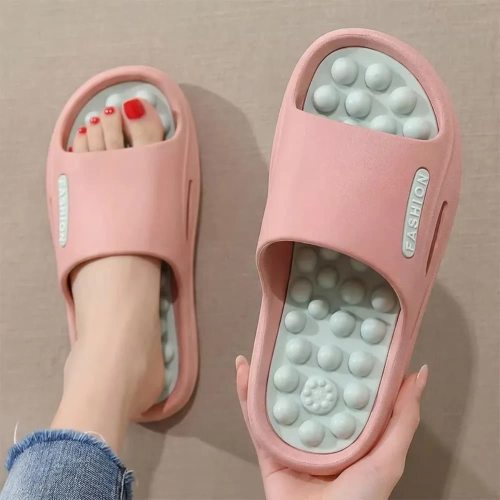 Casual Non-slip EVA Thick Sole Slippers Summer Style Foot Acupressure Massage Slippers Comfort Bathroom Slippers Summer Outdoor