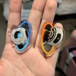 Portal Keychain – Wheatley & GLaDOS 1.5” Acrylic Pin| Cute Cartoon Game Pendant, Fan Art Merchandise for Portal Fans
