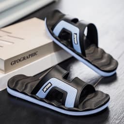 Summer Outdoor Men's Slippers, Non-slip Massage Soft Bottom Flip-flops, Large Size Sandals for Home Bathing
