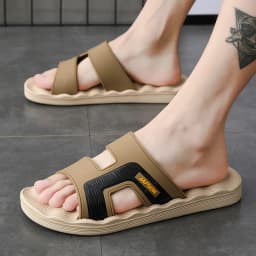 Summer Outdoor Men's Slippers, Non-slip Massage Soft Bottom Flip-flops, Large Size Sandals for Home Bathing