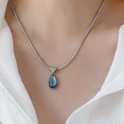 French Retro Olive Green Blue Water Drop Shape Necklace Fadeless Niche Advanced Design Elegant Daily Dating Lady Fashion Jewelry