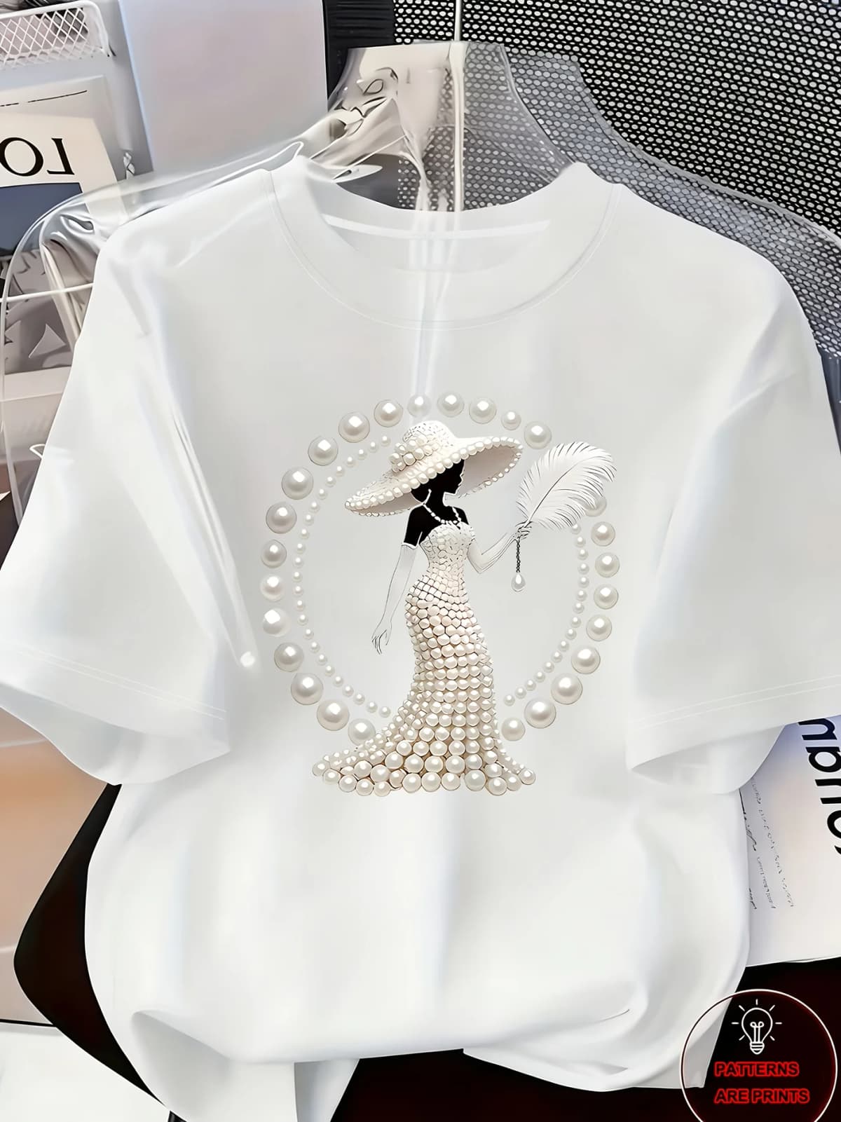 Women's Printed T-Shirt Pearl Diamond Jewelry Women's Design Casual Round Neck Short-sleeved Top Urban Style Printed T-Shirt