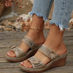2026 Summer Women Slippers Plus Size Women's Shoes Retro Roman Sandals Women Pu Casual Flower Wedge Sandals Platform Slippers