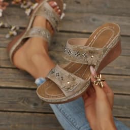 2026 Summer Women Slippers Plus Size Women's Shoes Retro Roman Sandals Women Pu Casual Flower Wedge Sandals Platform Slippers